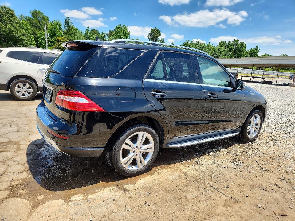 55993996 :رقم المزاد ، 4JGDA5JB9FA501267 vin ، 2015 Mercedes-benz Ml مزاد بيع