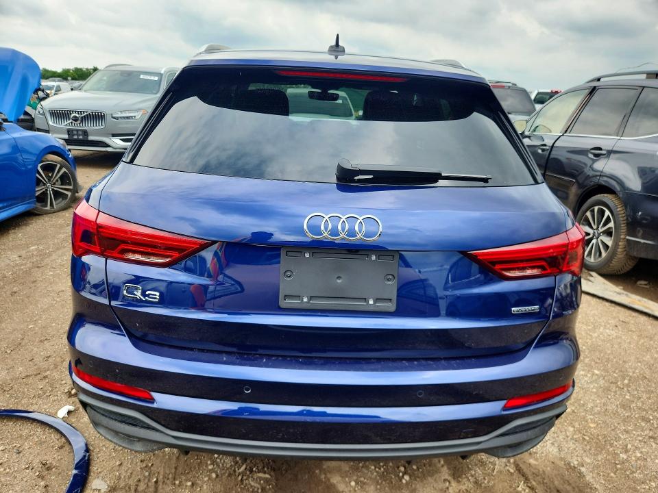 56296986 :رقم المزاد ، WA1EECF31S1084024 vin ، 2025 Audi Q3 مزاد بيع