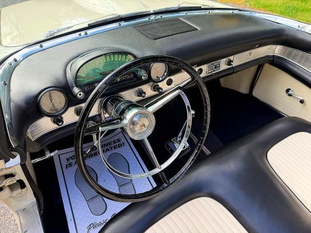 Продажа на аукционе авто 1956 Ford Thunderbird, vin: P6FH333823, номер лота: 54525706