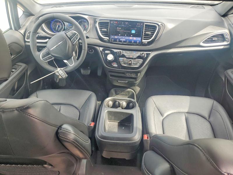 Продаж на аукціоні авто 2025 Chrysler Voyager, vin: 2C4RC1CG3SR533398, номер лоту: 55223316