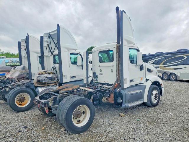 2017 Peterbilt 579 მანქანა იყიდება აუქციონზე, vin: 1XPBA48X1HD428449, აუქციონის ნომერი: 56869926