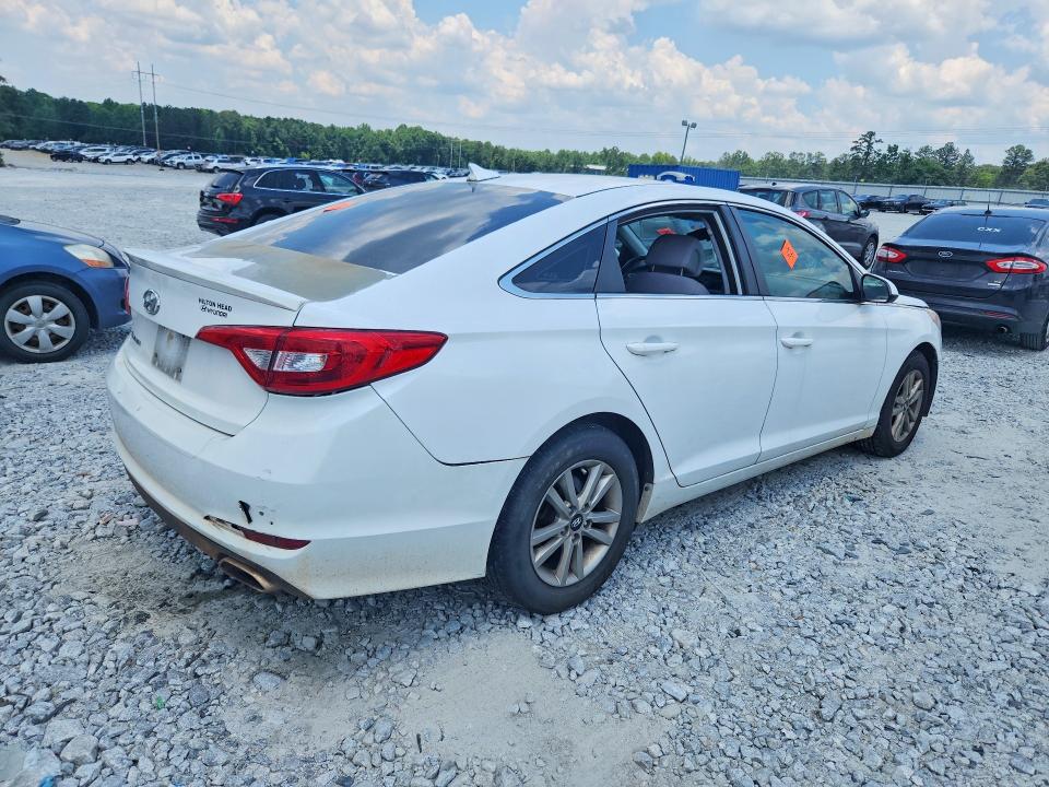 2015 Hyundai Sonata მანქანა იყიდება აუქციონზე, vin: 5NPE24AFXFH147657, აუქციონის ნომერი: 56119876