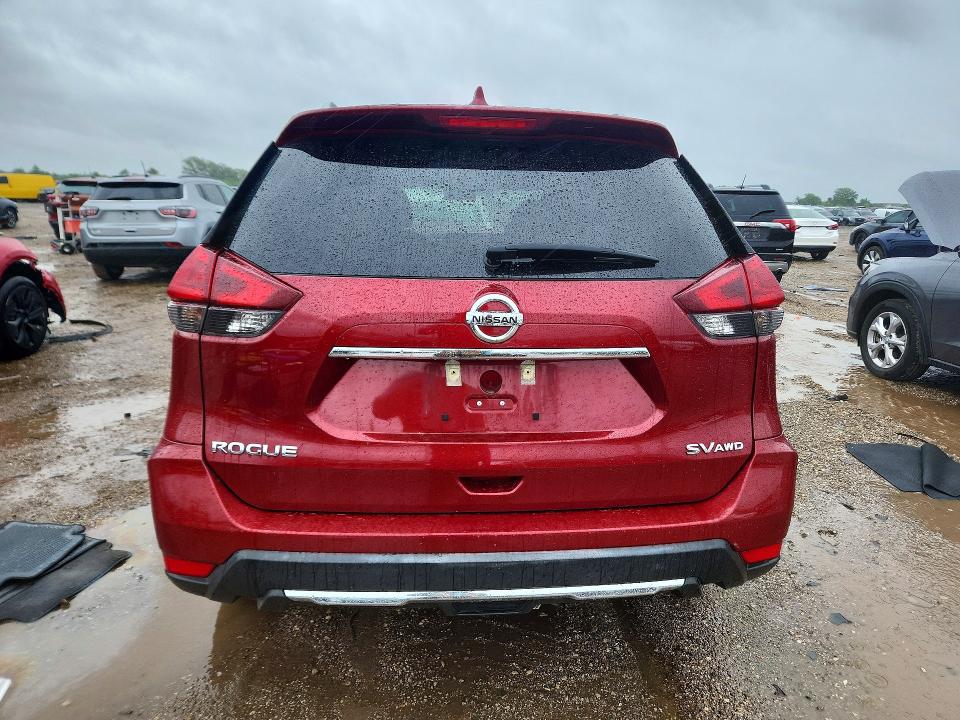 57493776 :رقم المزاد ، 5N1AT2MV8JC789944 vin ، 2018 Nissan Rogue مزاد بيع