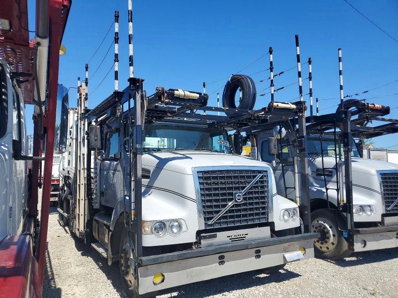 54457826 :رقم المزاد ، 4V5RC9DG3EN164461 vin ، 2014 Volvo Vah مزاد بيع