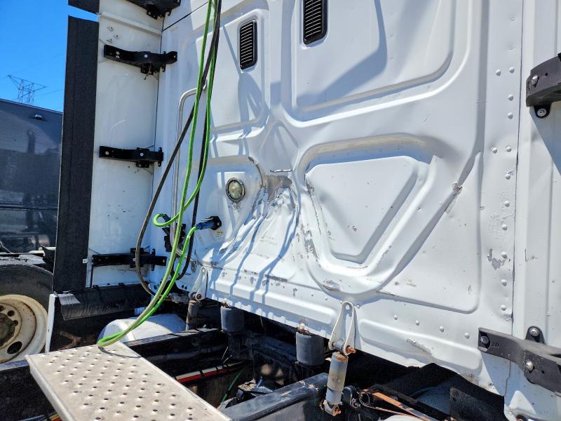 Продаж на аукціоні авто 2016 Freightliner Cascadia 125, vin: 3AKJGLD56GSGW4853, номер лоту: 55599866