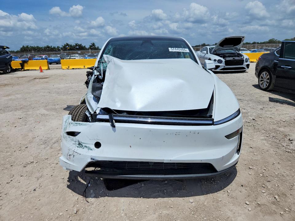 Продажа на аукционе авто 2026 Tesla Model Y, vin: 7SAYGDED1TA474532, номер лота: 57440486