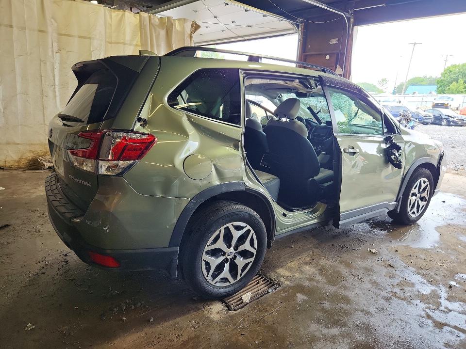 57649296 :رقم المزاد ، JF2SKAJCXLH589468 vin ، 2020 Subaru Forester مزاد بيع