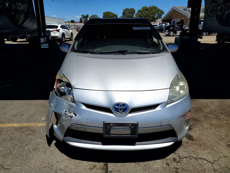 57005916 :رقم المزاد ، JTDKN3DP1D3041664 vin ، 2013 Toyota Prius Plug-in Hybrid مزاد بيع