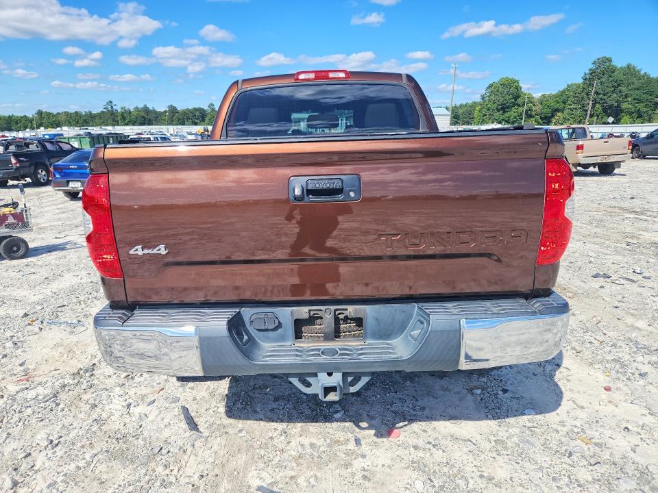 58595736 :رقم المزاد ، 5TFDW5F11GX520593 vin ، 2016 Toyota Tundra مزاد بيع