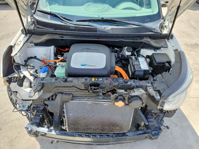 2017 Kia Soul Ev მანქანა იყიდება აუქციონზე, vin: KNDJP3AE8H7021306, აუქციონის ნომერი: 55657296