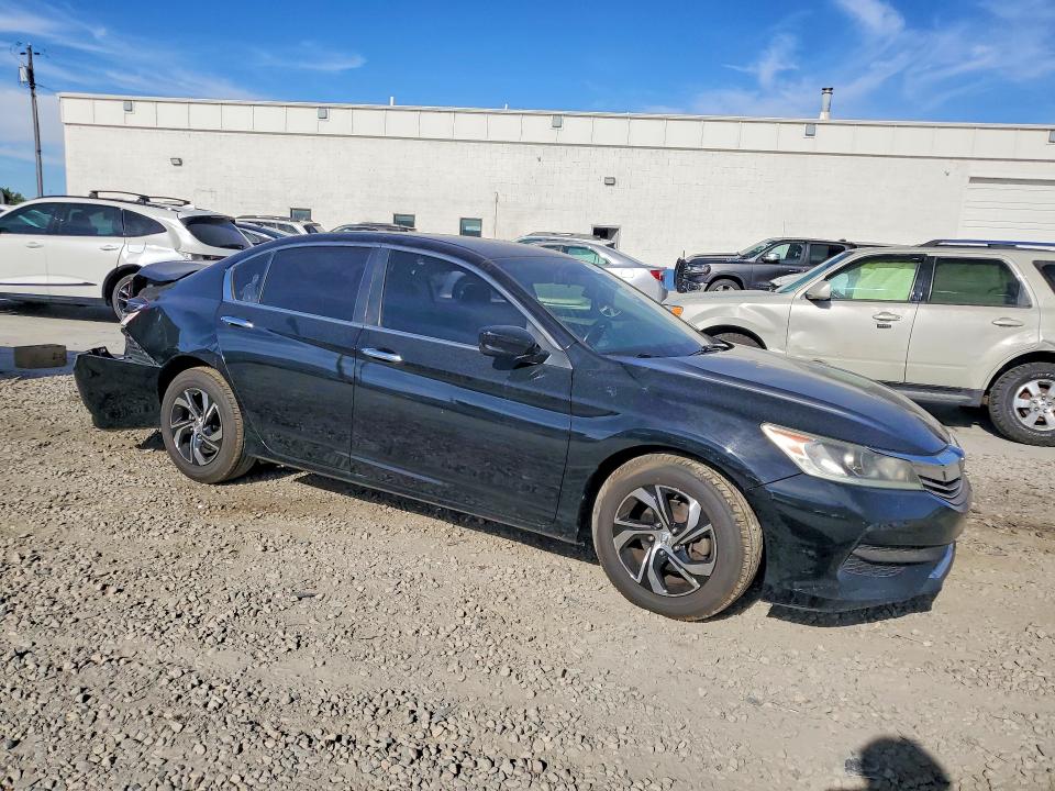 Продажа на аукционе авто 2017 Honda Accord, vin: 1HGCR2F36HA062154, номер лота: 57751886