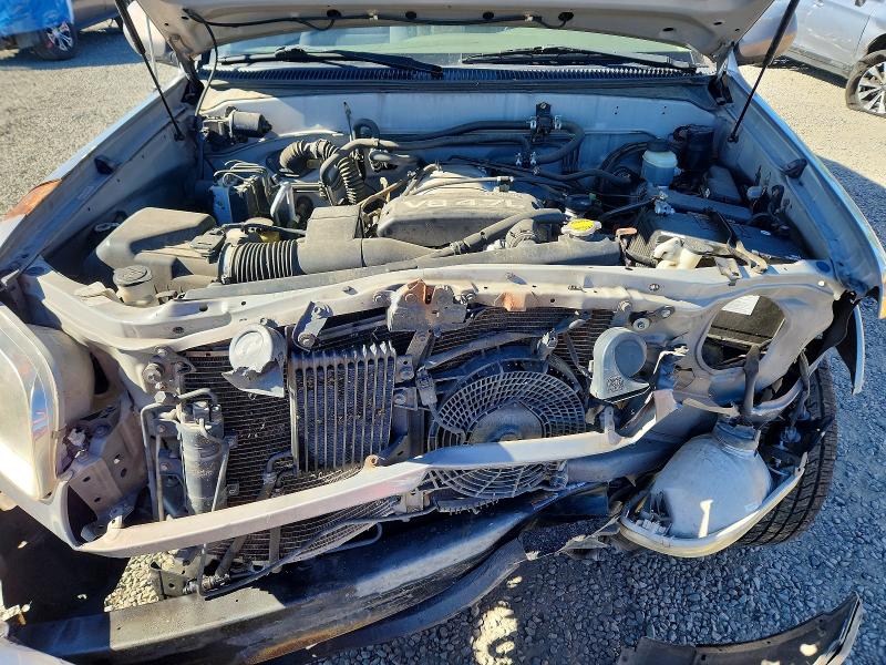 2001 Toyota Sequoia მანქანა იყიდება აუქციონზე, vin: 5TDZT34AX1S054942, აუქციონის ნომერი: 57713976
