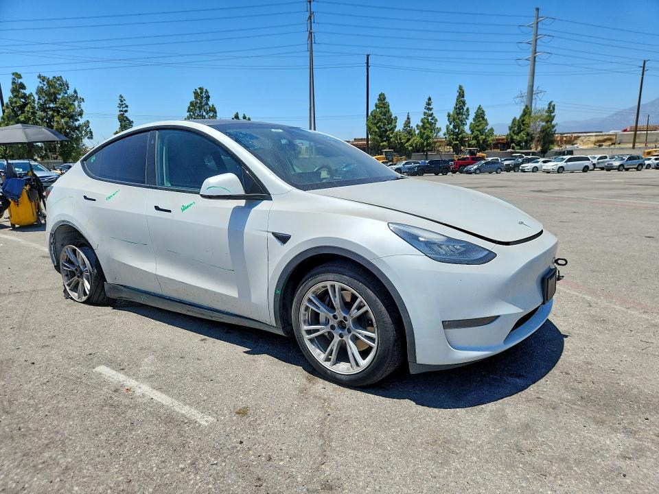 Продажа на аукционе авто 2023 Tesla Model Y, vin: 7SAYGDEE7PA115202, номер лота: 57867166