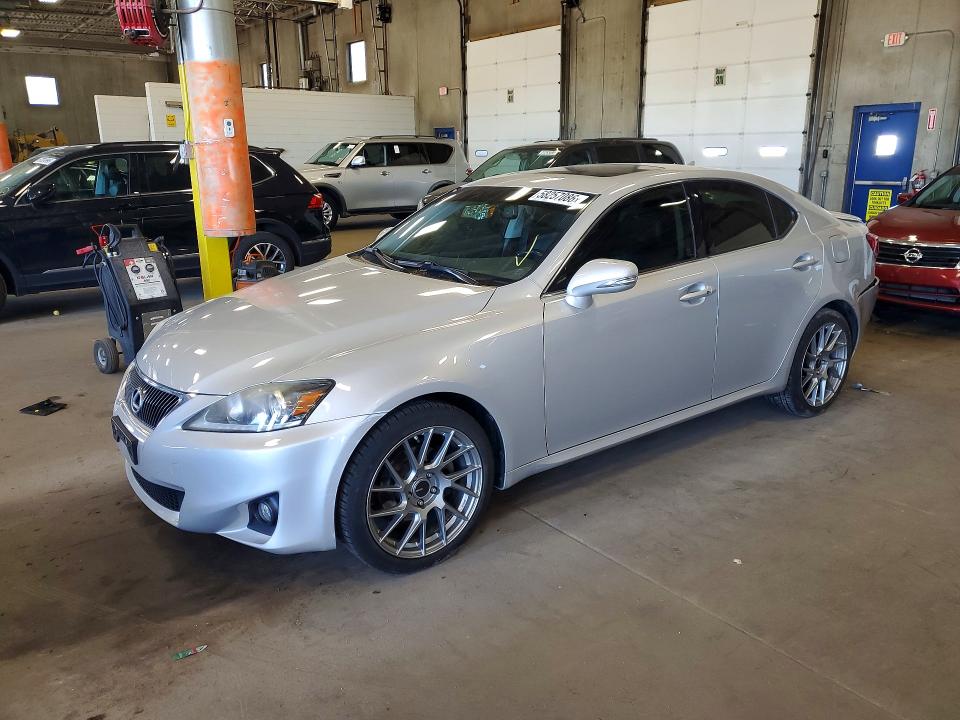 58257086 :رقم المزاد ، JTHCF5C22C5056100 vin ، 2012 Lexus Is مزاد بيع