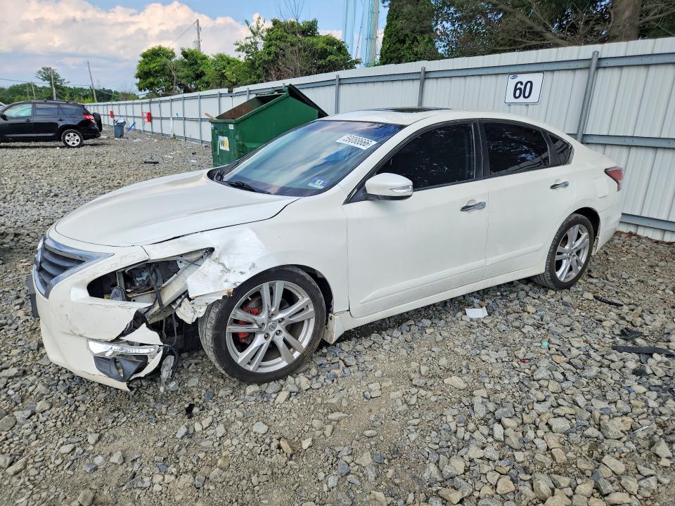 59088666 :رقم المزاد ، 1N4BL3AP5FC151605 vin ، 2015 Nissan Altima مزاد بيع