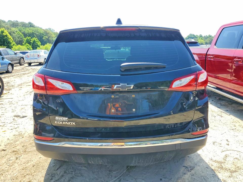 2018 Chevrolet Equinox მანქანა იყიდება აუქციონზე, vin: 2GNAXHEV2J6332413, აუქციონის ნომერი: 56732006
