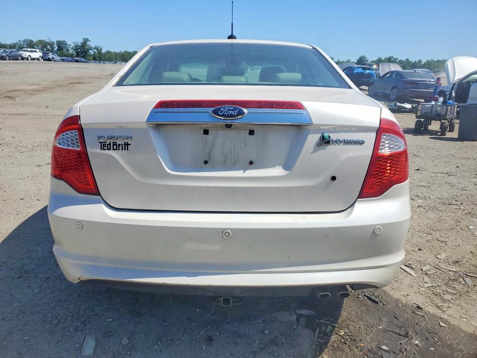 55723306 :رقم المزاد ، 3FADP0L32AR381361 vin ، 2010 Ford Fusion مزاد بيع