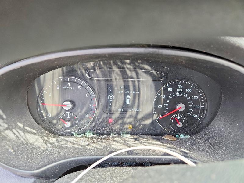 58840476 :رقم المزاد ، 5XYPG4A3XHG220617 vin ، 2017 Kia Sorento مزاد بيع