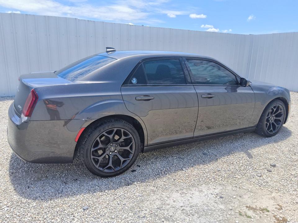56975456 :رقم المزاد ، 2C3CCABG1KH654206 vin ، 2019 Chrysler 300 مزاد بيع