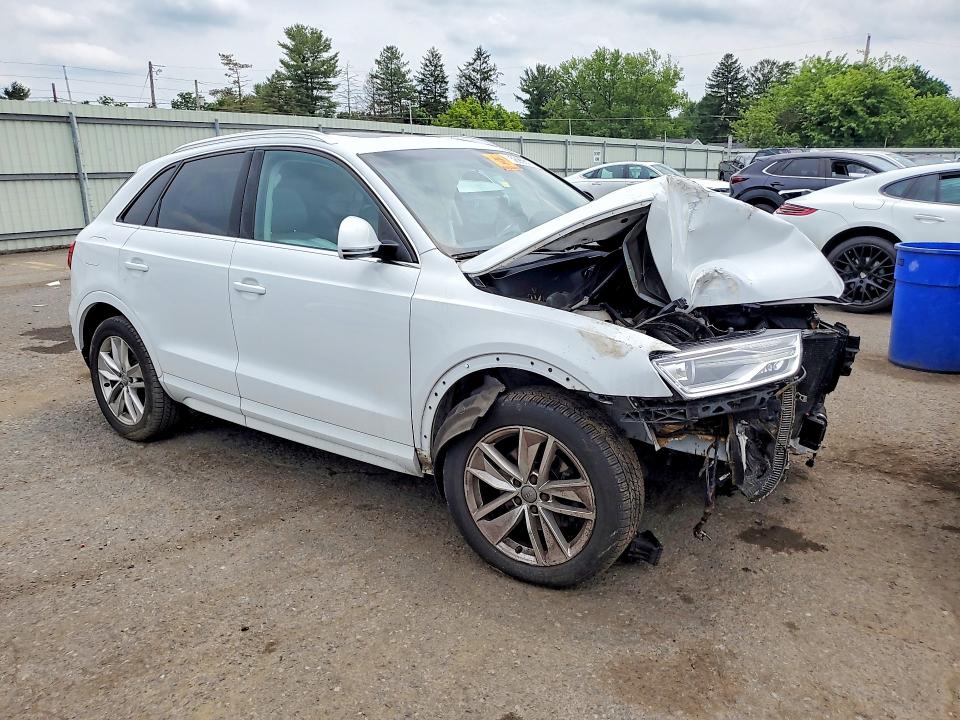 Продажа на аукционе авто 2016 Audi Q3, vin: WA1EFCFSXGR010100, номер лота: 58955116