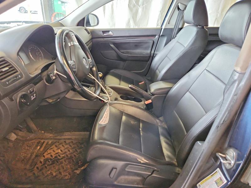 56224826 :رقم المزاد ، 3VWRL7AJ8AM093117 vin ، 2010 Volkswagen Jetta مزاد بيع