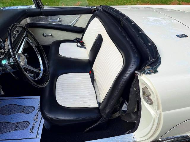 Продажа на аукционе авто 1956 Ford Thunderbird, vin: P6FH333823, номер лота: 54525706