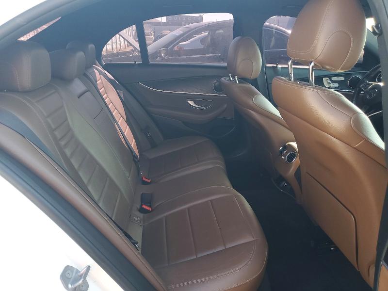 58949936 :رقم المزاد ، WDDZF4JB3JA457593 vin ، 2018 Mercedes-benz E مزاد بيع