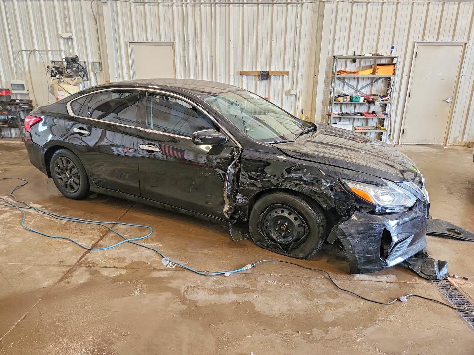2016 Nissan Altima მანქანა იყიდება აუქციონზე, vin: 1N4AL3AP1GC267509, აუქციონის ნომერი: 59004416