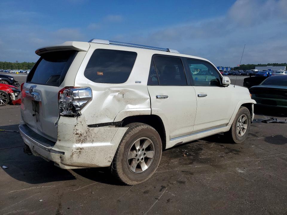 Auction sale of the 2011 Toyota 4runner, vin: JTEZU5JR3B5022470, lot number: 55749236