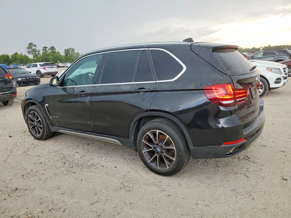 55923516 :رقم المزاد ، 5UXKR2C58J0Z18225 vin ، 2018 Bmw X5 مزاد بيع