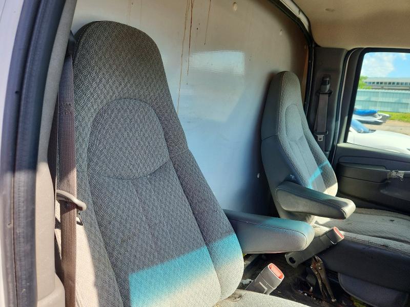 55866986 :رقم المزاد ، 1GBHG31K091180205 vin ، 2009 Chevrolet Express G3500 مزاد بيع
