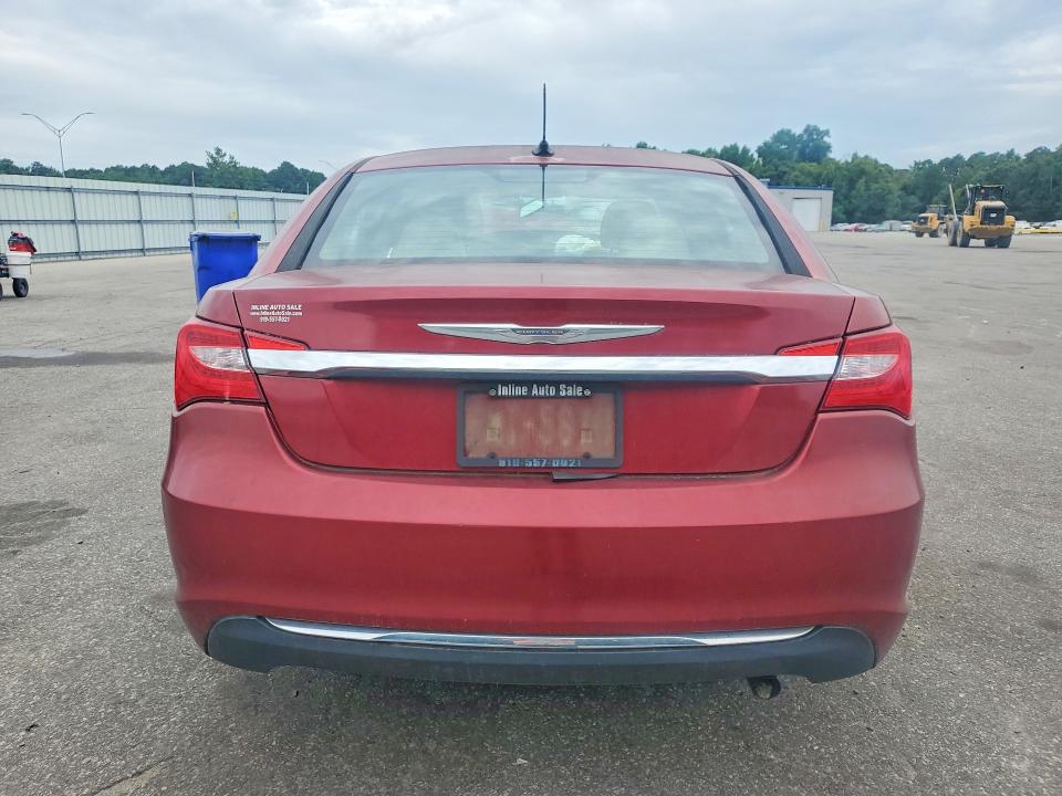 57651936 :رقم المزاد ، 1C3CCBBBXEN171769 vin ، 2014 Chrysler 200 مزاد بيع
