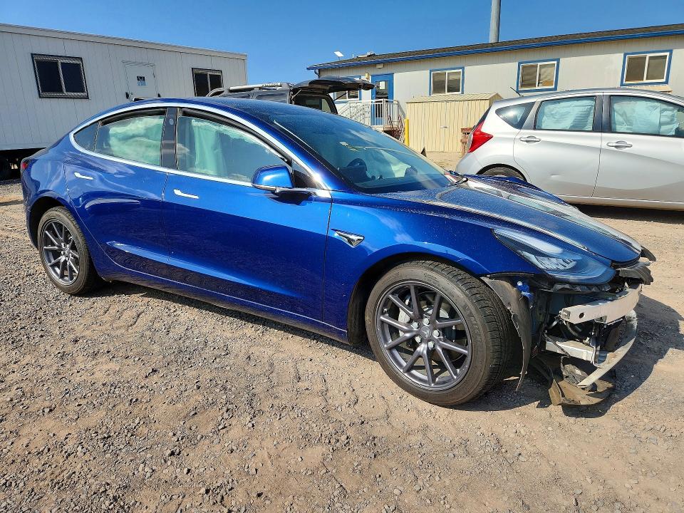 2020 Tesla Model 3 მანქანა იყიდება აუქციონზე, vin: 5YJ3E1EB1LF617153, აუქციონის ნომერი: 57896366