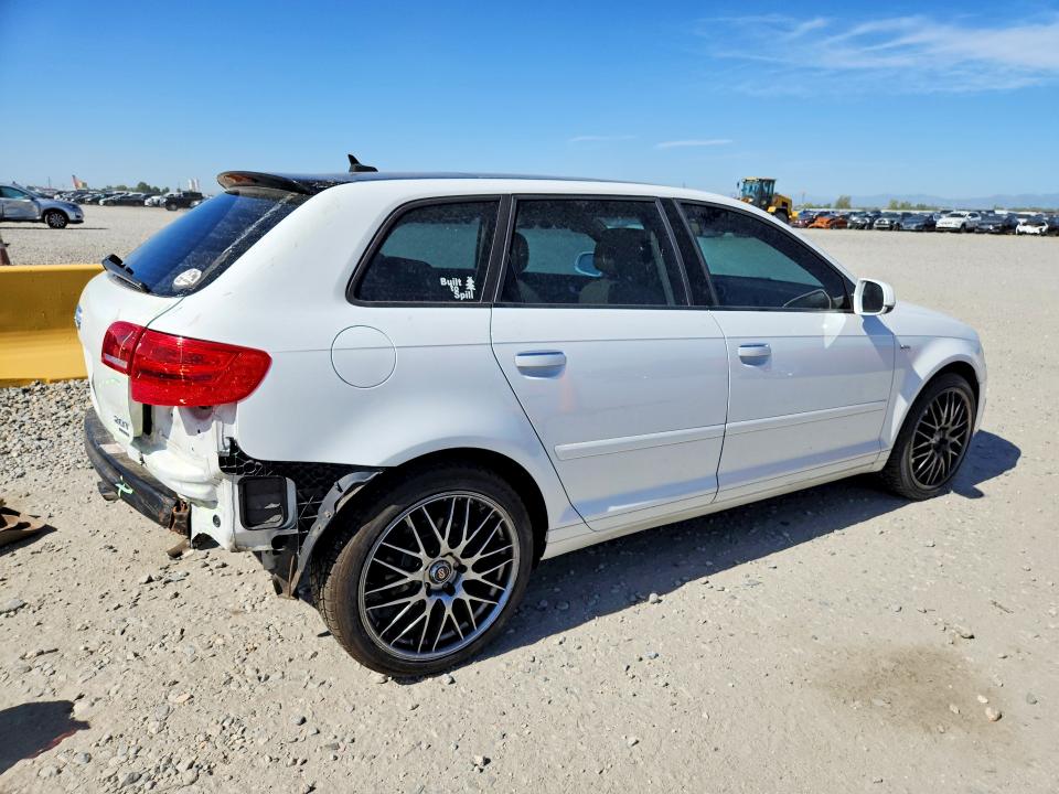 57264306 :رقم المزاد ، WAUDFAFM9BA099203 vin ، 2011 Audi A3 مزاد بيع