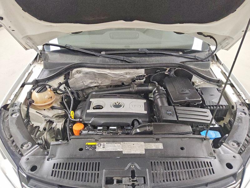 2016 Volkswagen Tiguan მანქანა იყიდება აუქციონზე, vin: WVGAV7AX4GW534714, აუქციონის ნომერი: 58413076
