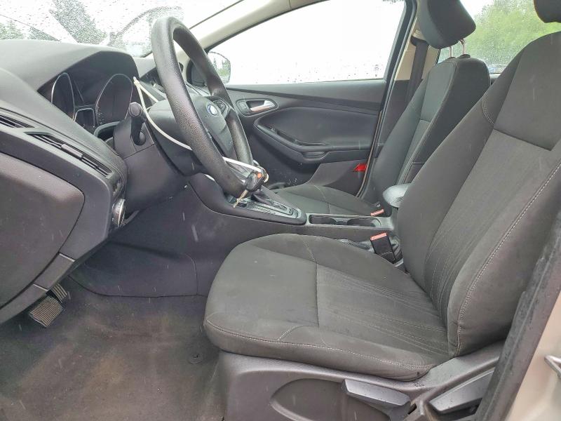 56654606 :رقم المزاد ، 1FADP3F27FL282917 vin ، 2015 Ford Focus مزاد بيع