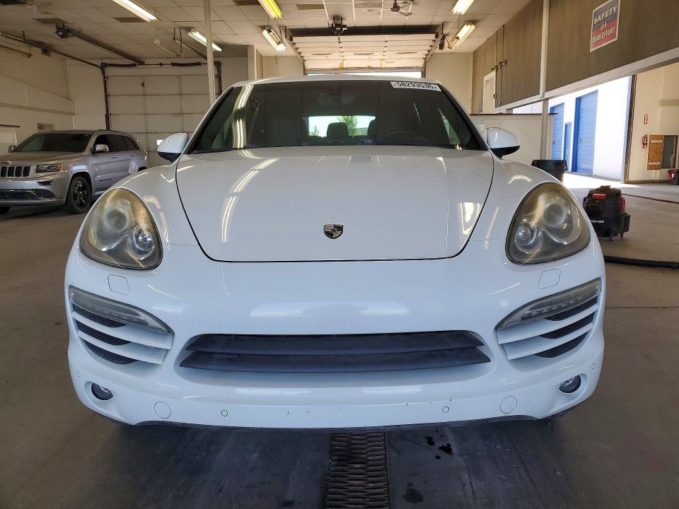 2013 Porsche Cayenne მანქანა იყიდება აუქციონზე, vin: WP1AA2A28DLA09822, აუქციონის ნომერი: 58293536