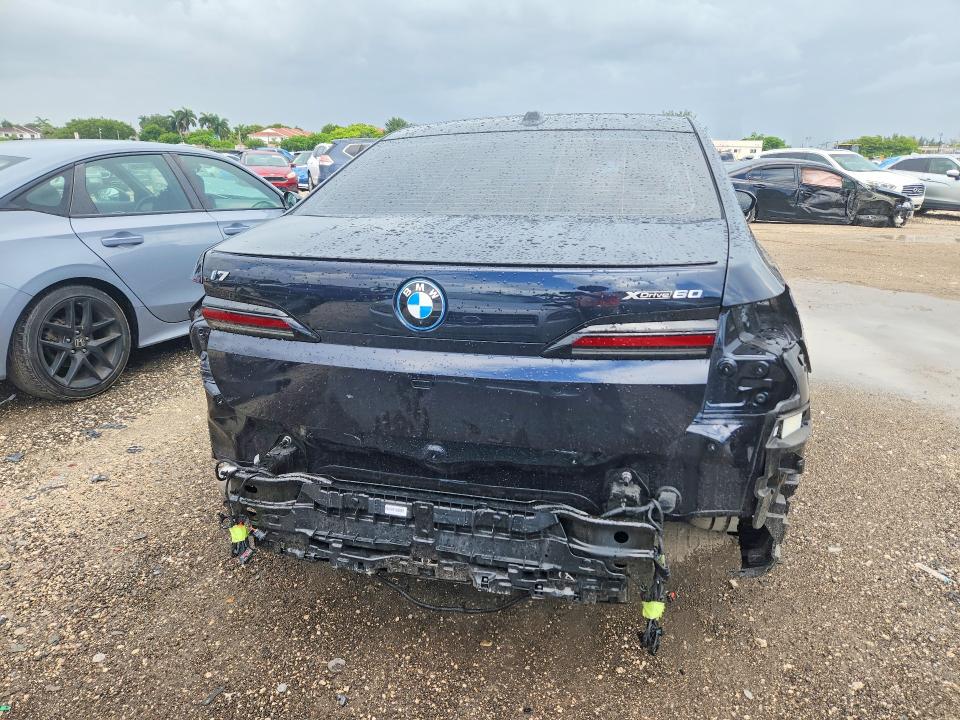 58315156 :رقم المزاد ، WBY53EJ05SCV16931 vin ، 2025 Bmw I7 مزاد بيع