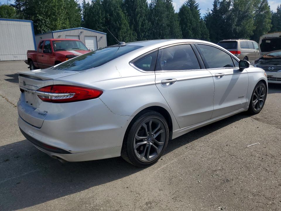 Продажа на аукционе авто 2018 Ford Fusion, vin: 3FA6P0LU2JR102198, номер лота: 59858396