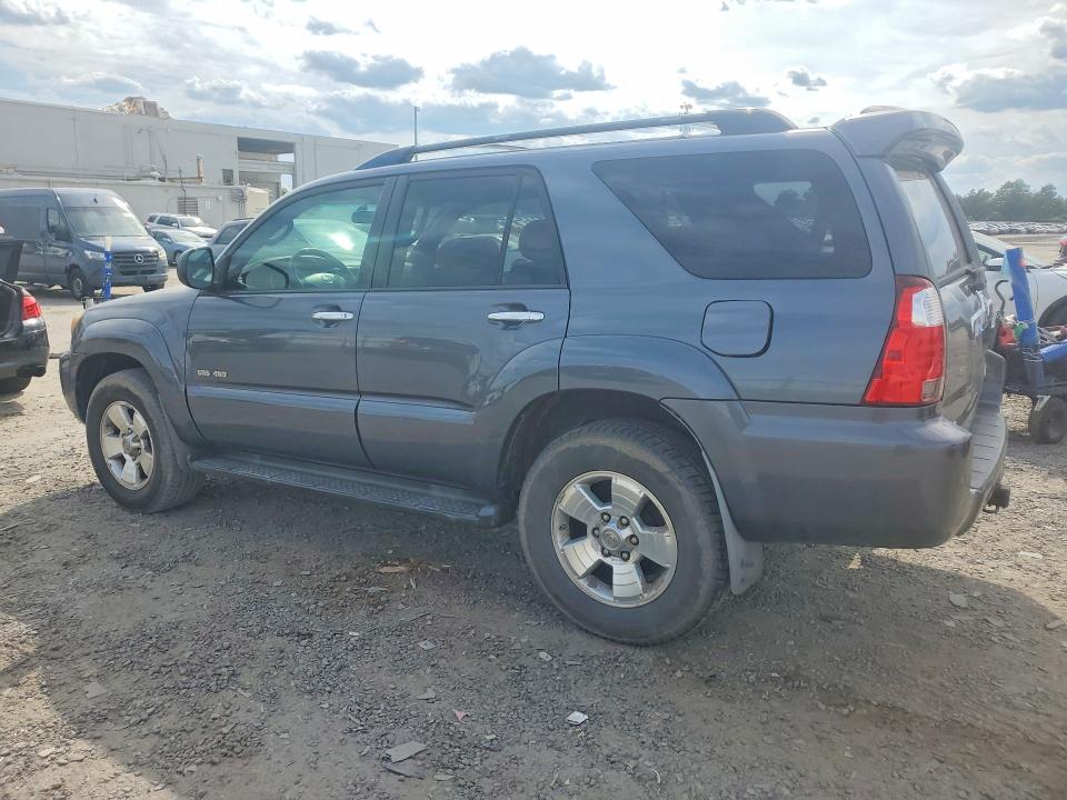55770586 :رقم المزاد ، JTEBU14RX70125668 vin ، 2007 Toyota 4runner مزاد بيع