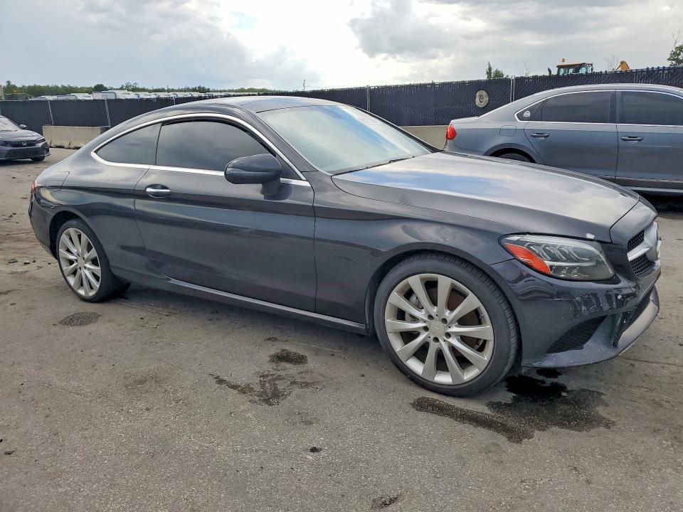 58187056 :رقم المزاد ، WDDWJ8DB9LF954092 vin ، 2020 Mercedes-benz C مزاد بيع