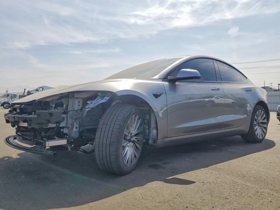 2025 Tesla Model 3 მანქანა იყიდება აუქციონზე, vin: 5YJ3E1EA7SF965321, აუქციონის ნომერი: 55046156