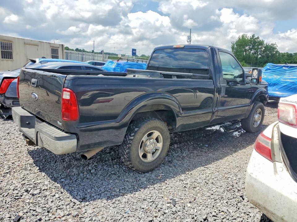 55730036 :رقم المزاد ، 1FTBF2A62BEB33614 vin ، 2011 Ford F250 مزاد بيع