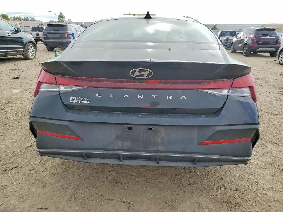 2024 Hyundai Elantra მანქანა იყიდება აუქციონზე, vin: KMHLM4DG1RU680198, აუქციონის ნომერი: 55993876