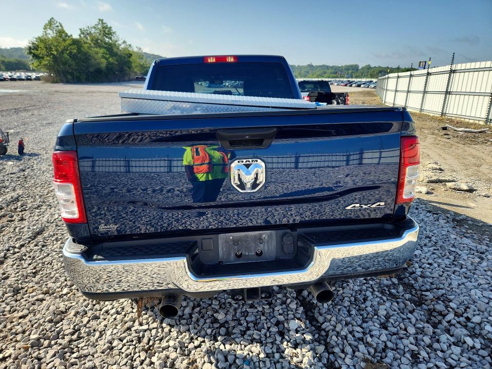 58791466 :رقم المزاد ، 3C6UR5CJ4RG172301 vin ، 2024 Ram 2500 مزاد بيع