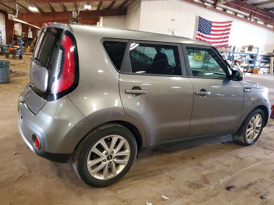 58177556 :رقم المزاد ، KNDJP3A57J7511628 vin ، 2018 Kia Soul مزاد بيع