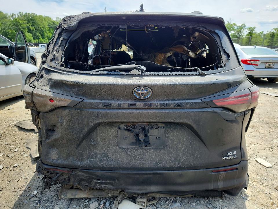 Продаж на аукціоні авто 2022 Toyota Sienna, vin: 5TDJRKEC7NS116633, номер лоту: 55628746