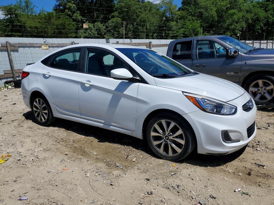 57313156 :رقم المزاد ، KMHCT4AE0HU334003 vin ، 2017 Hyundai Accent مزاد بيع