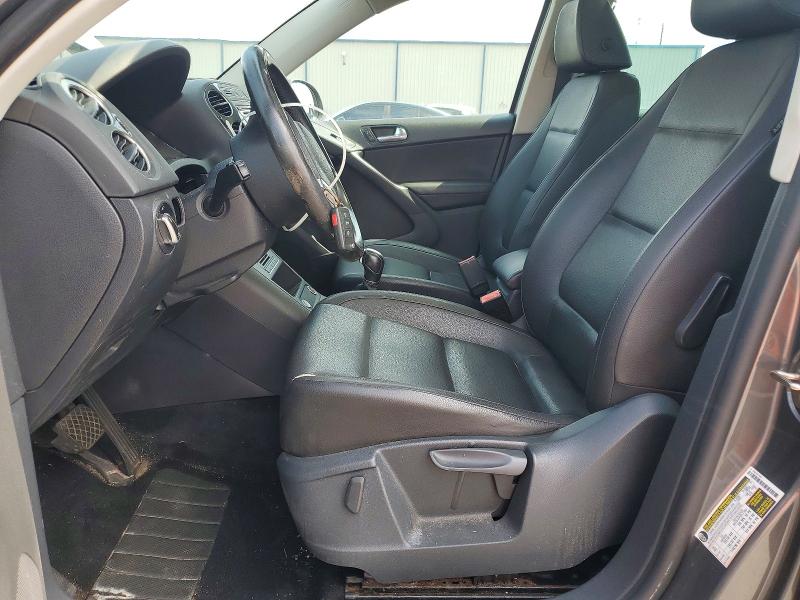 2015 Volkswagen Tiguan მანქანა იყიდება აუქციონზე, vin: WVGAV7AX7FW516013, აუქციონის ნომერი: 85992025