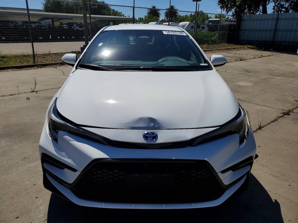 Продаж на аукціоні авто 2024 Toyota Corolla Hybrid, vin: JTDBCMFE8R3066883, номер лоту: 56703136